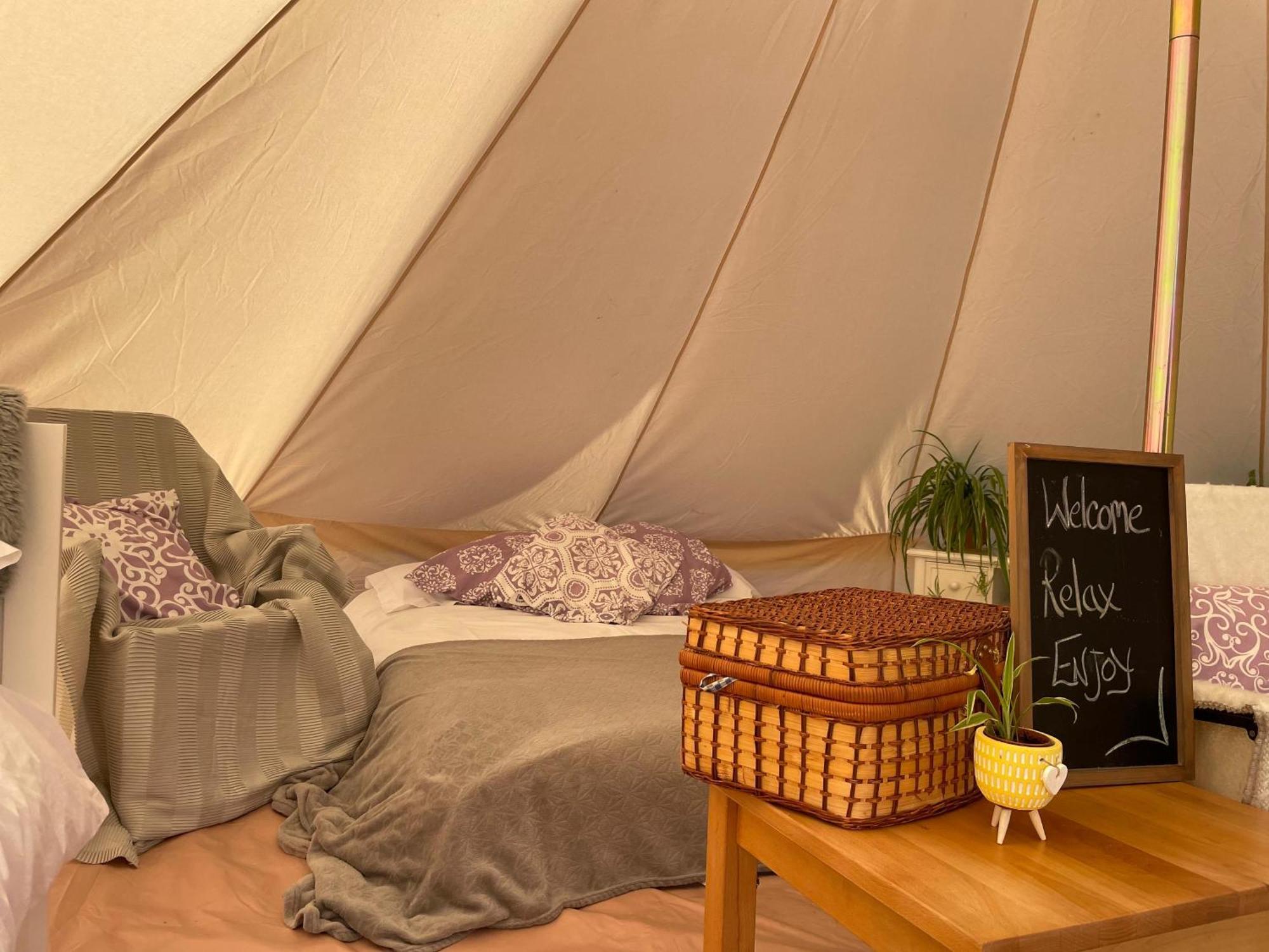 Trevena Cross Glamping & Camping Helston Eksteriør billede
