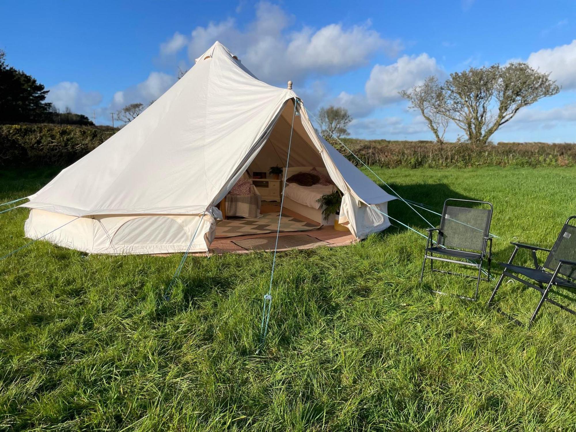 Trevena Cross Glamping & Camping Helston Eksteriør billede