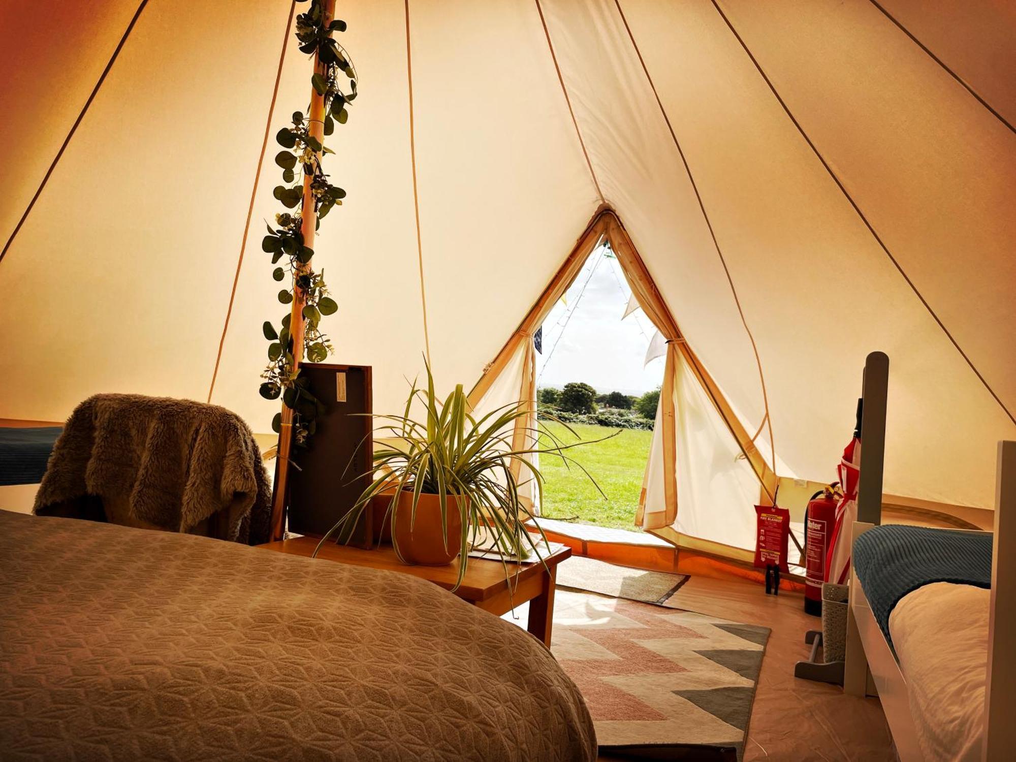 Trevena Cross Glamping & Camping Helston Eksteriør billede