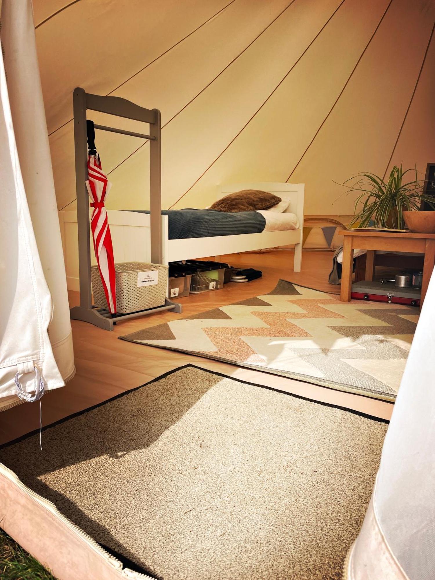 Trevena Cross Glamping & Camping Helston Eksteriør billede