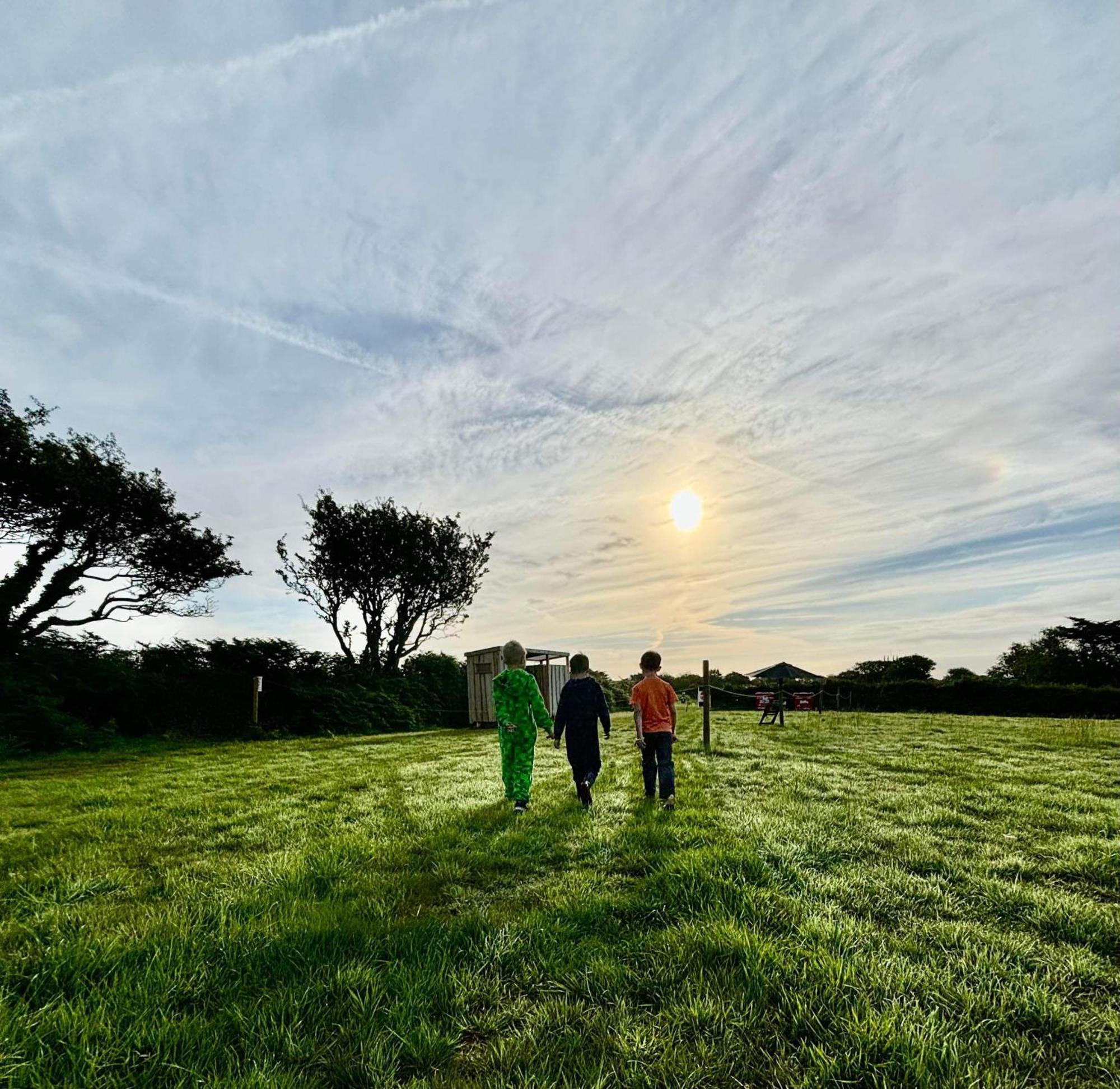 Trevena Cross Glamping & Camping Helston Eksteriør billede