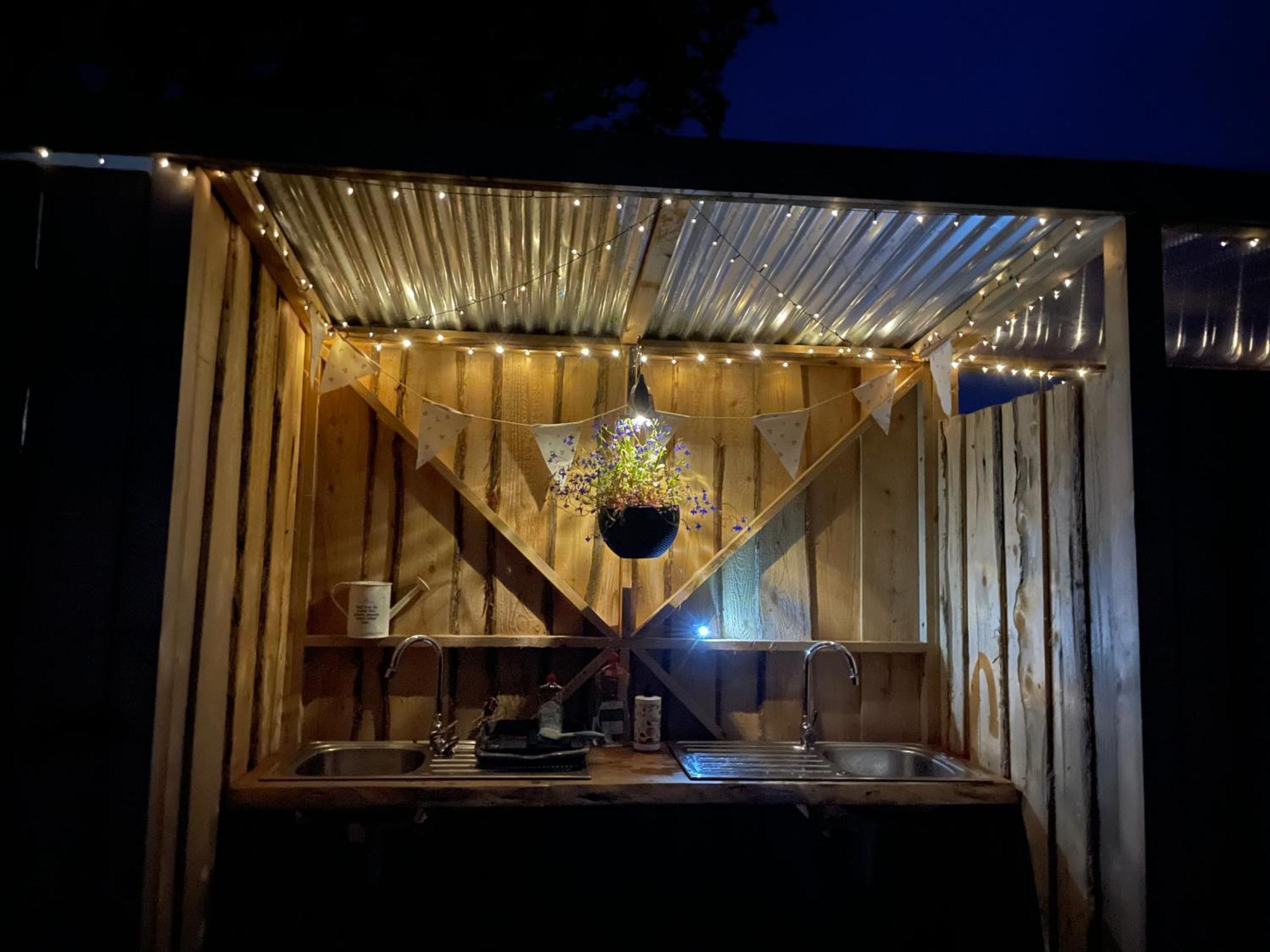 Trevena Cross Glamping & Camping Helston Eksteriør billede